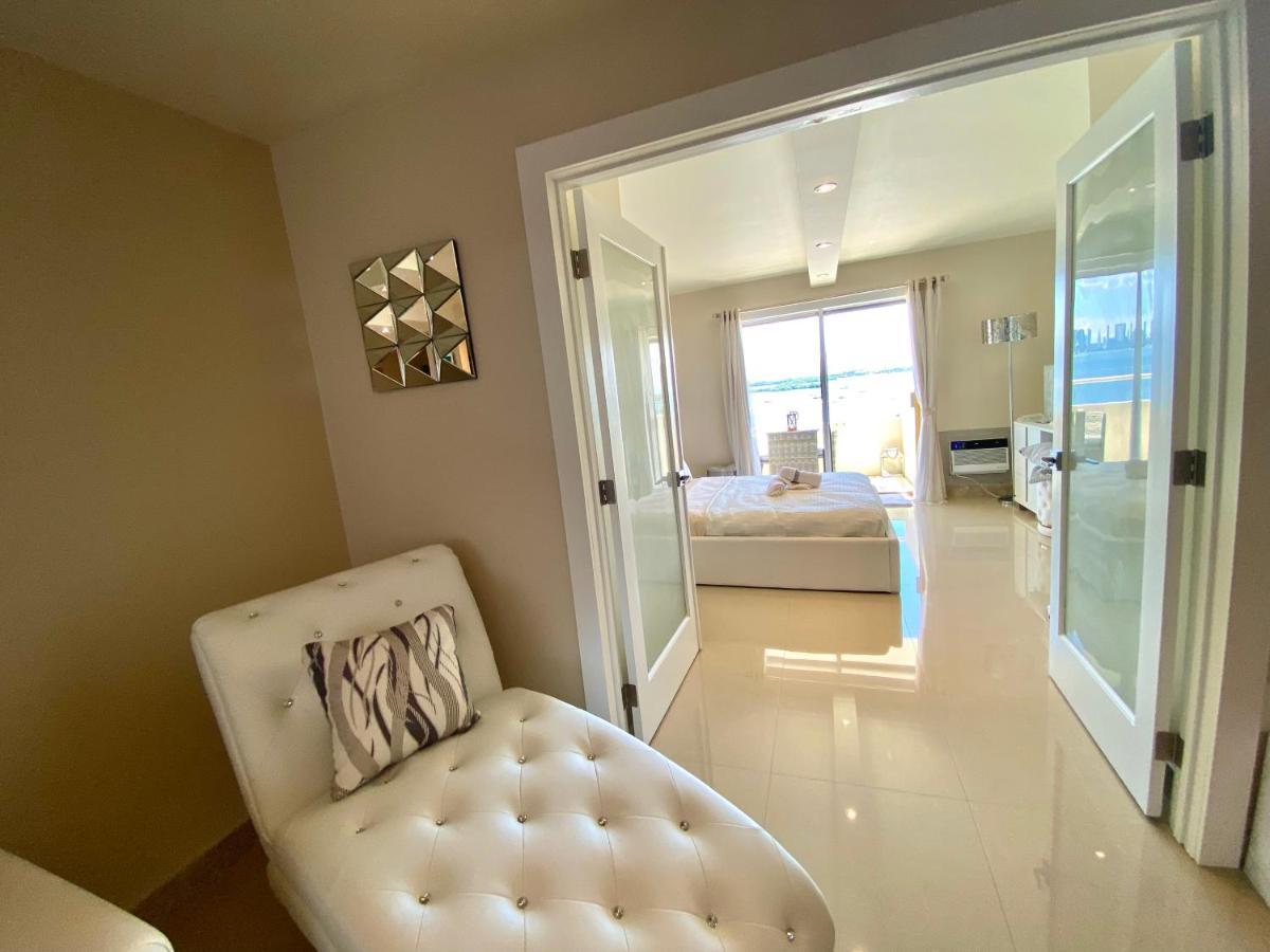 Premium Modern Waterfront Apartment With Miami Skyline View On The Bay 5 Mins Drive To Miami Beach With Free Parking Zewnętrze zdjęcie