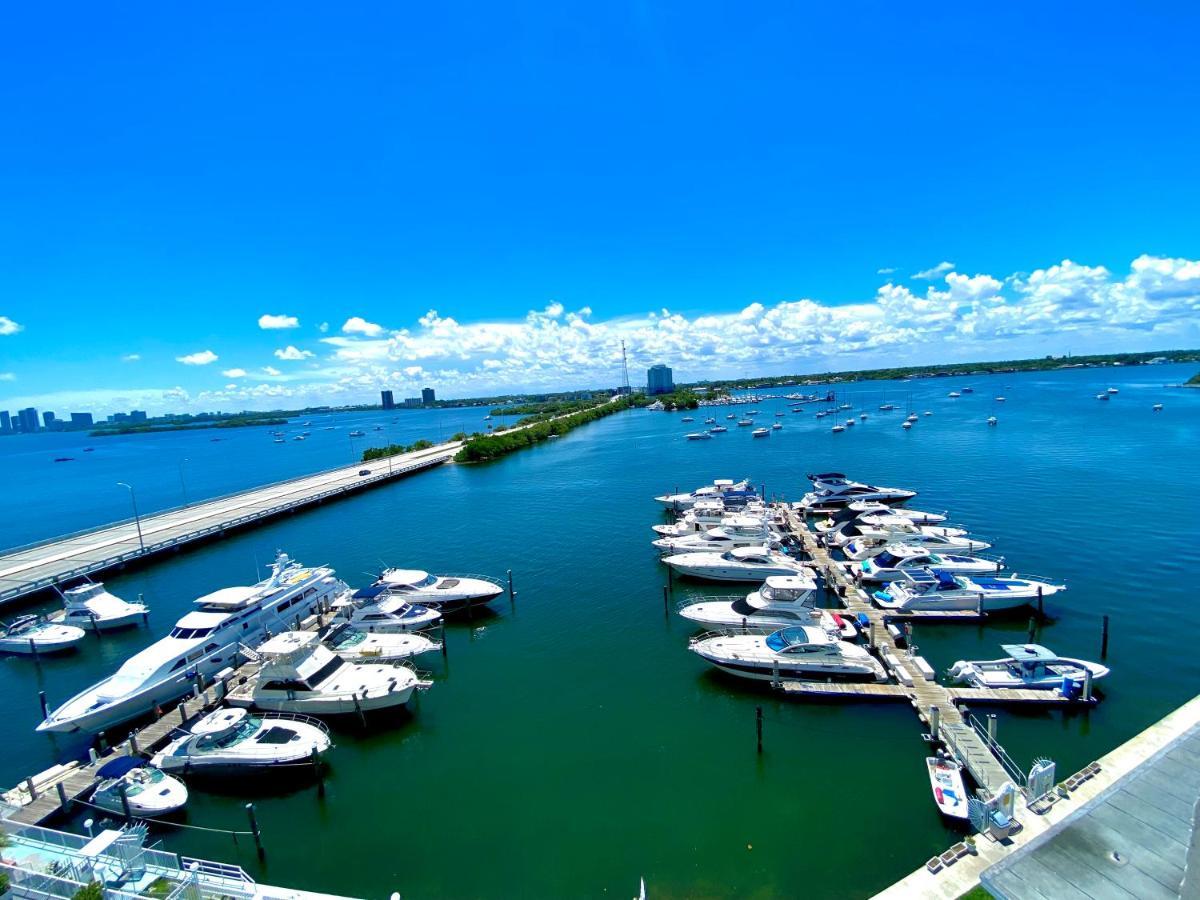 Premium Modern Waterfront Apartment With Miami Skyline View On The Bay 5 Mins Drive To Miami Beach With Free Parking Zewnętrze zdjęcie