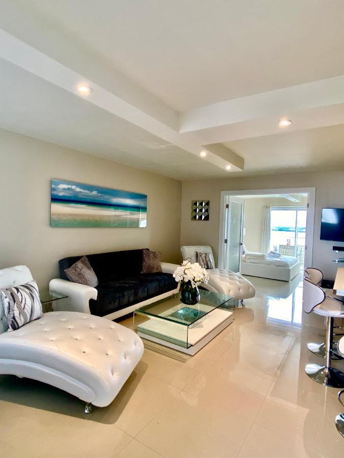 Premium Modern Waterfront Apartment With Miami Skyline View On The Bay 5 Mins Drive To Miami Beach With Free Parking Zewnętrze zdjęcie